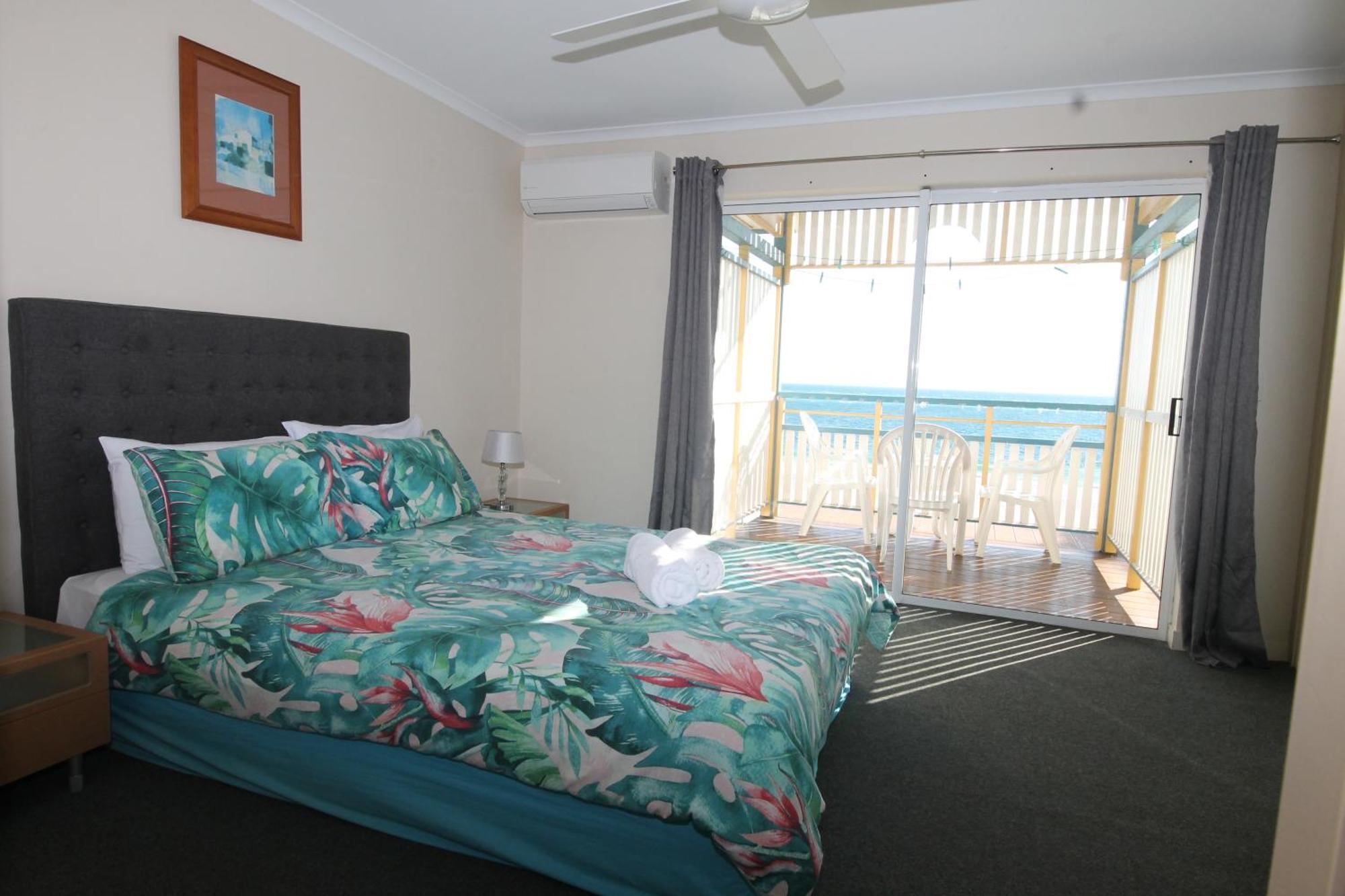 Moreton Island Villas And Apartments Тангалума Стая снимка