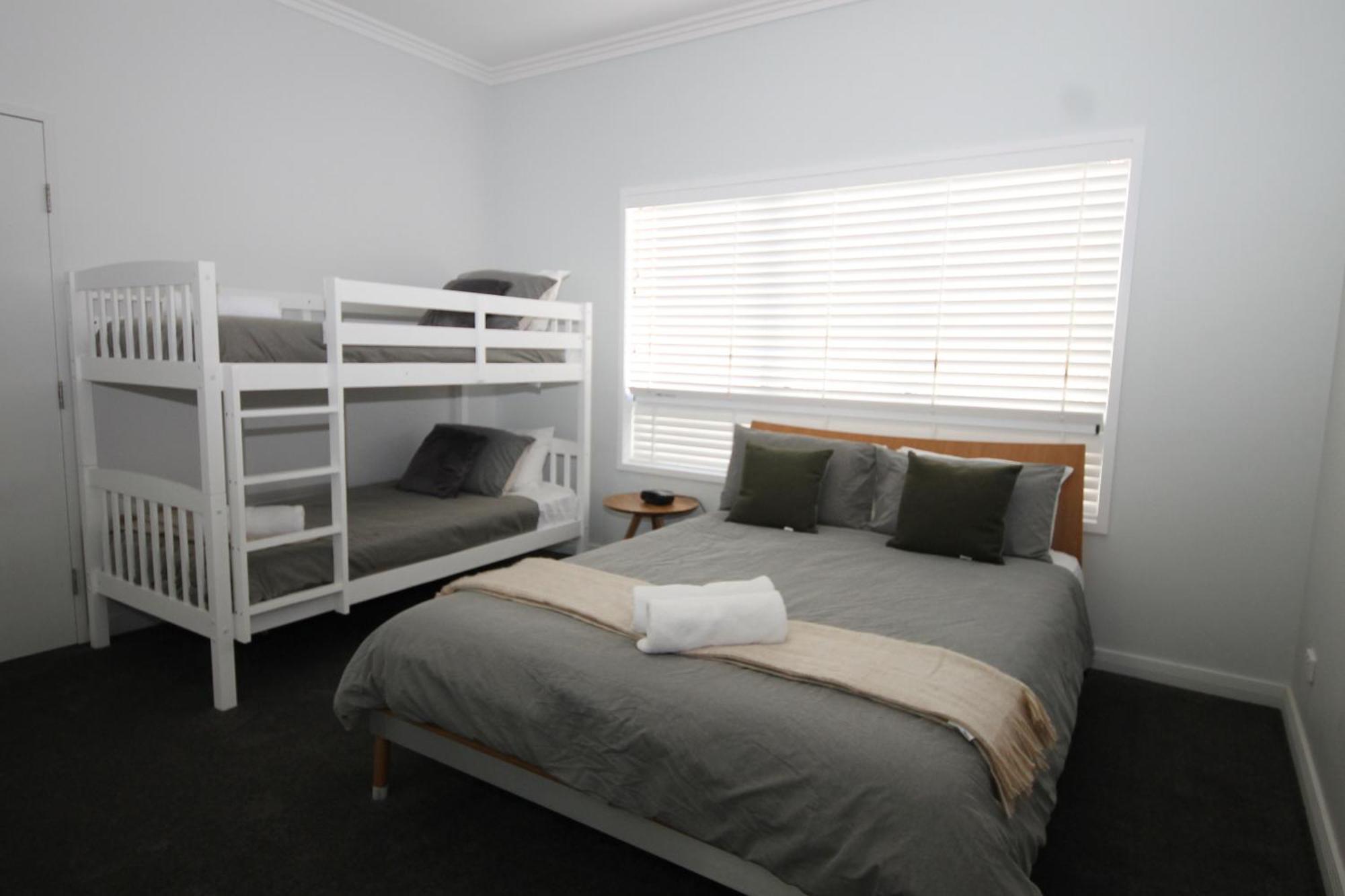 Moreton Island Villas And Apartments Тангалума Стая снимка