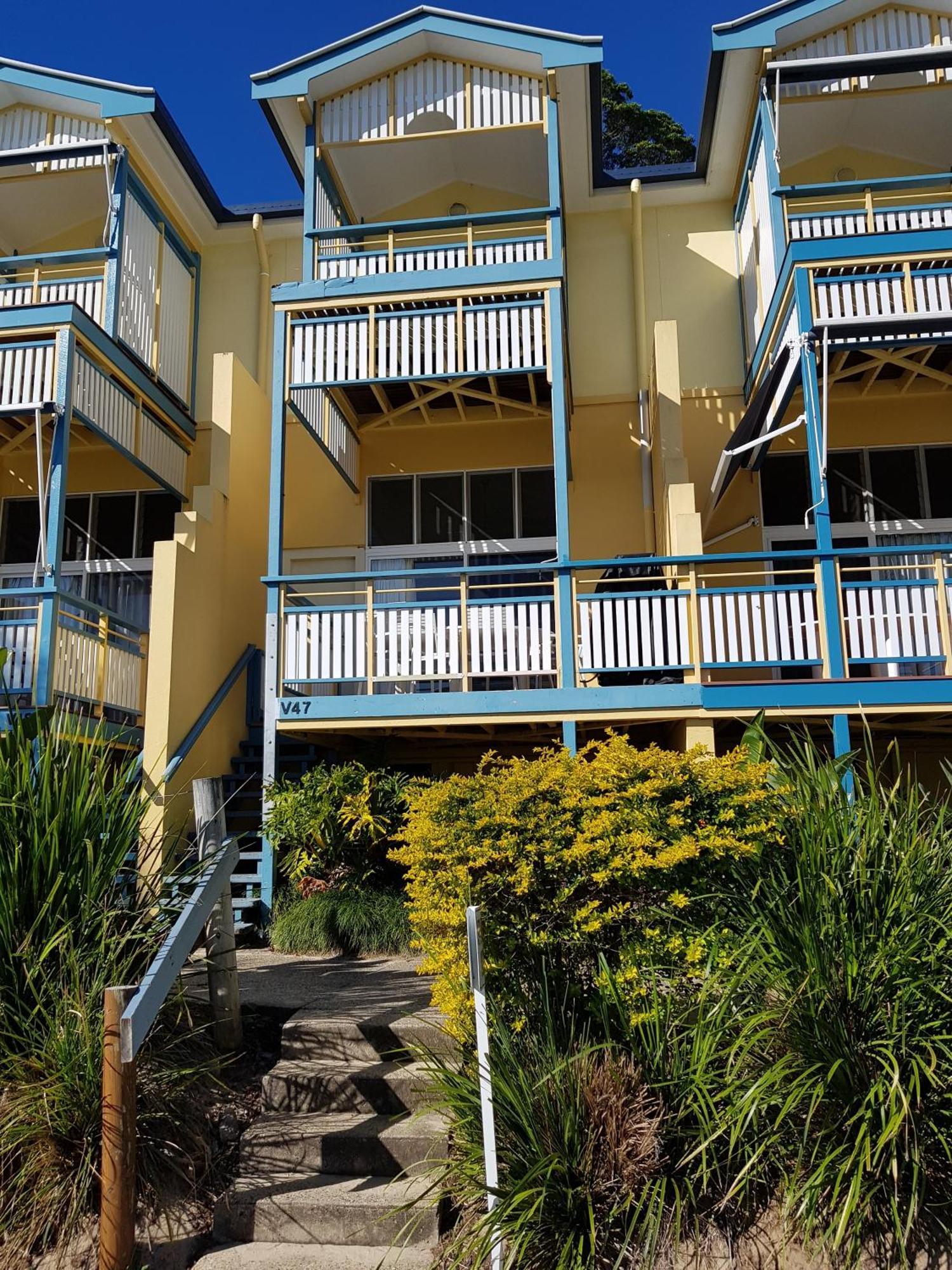 Moreton Island Villas And Apartments Тангалума Екстериор снимка