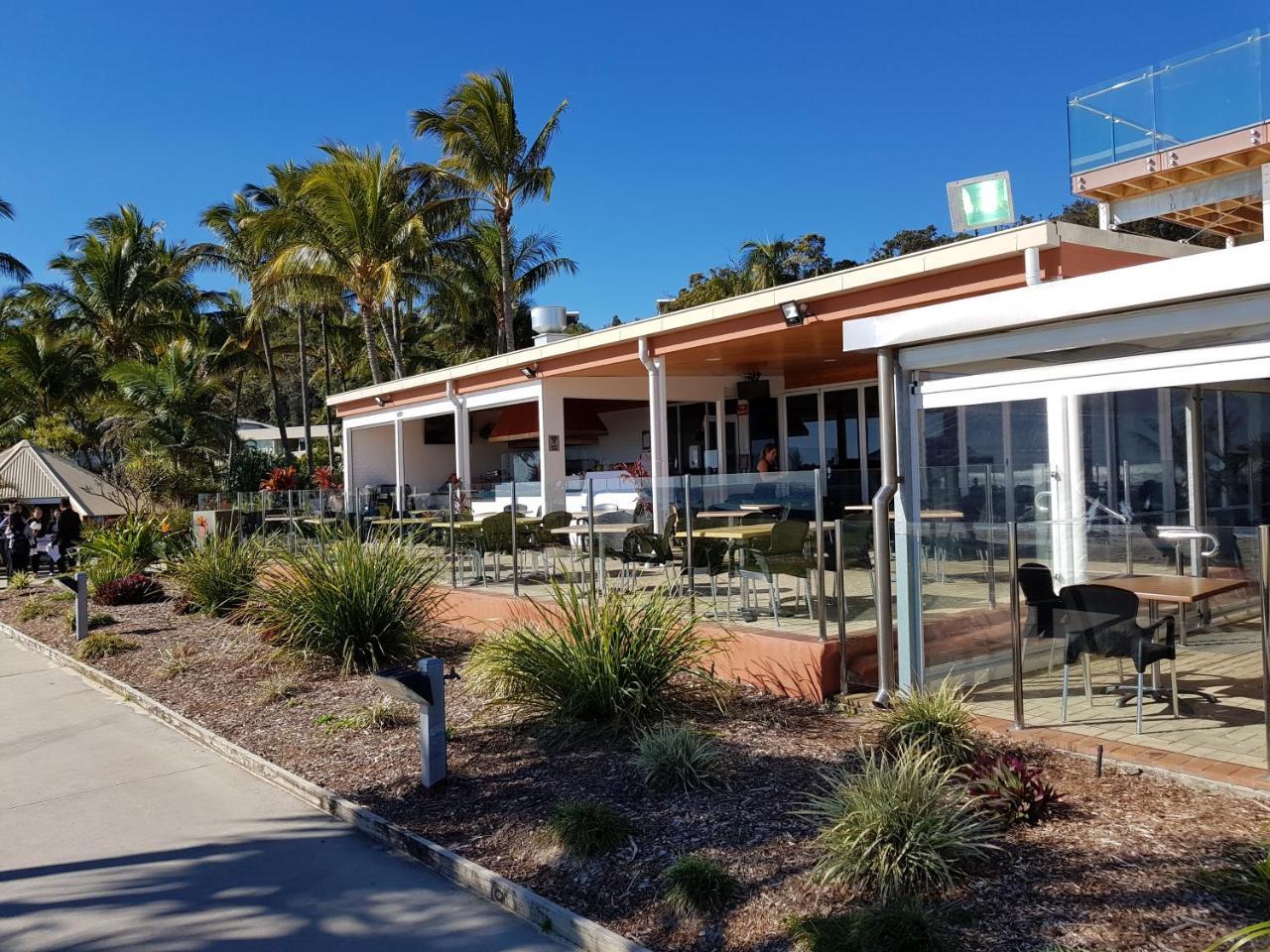 Moreton Island Villas And Apartments Тангалума Екстериор снимка